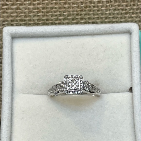 NWOT .42ctw Diamond Sterling Silver Ring - Picture 11 of 16